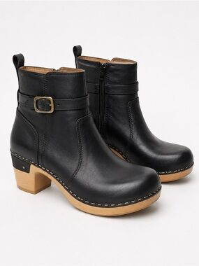 Dansko Anya Bootie Size 37 Black Waxy Burnished NIB